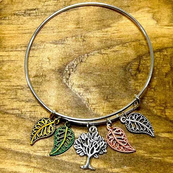 Handmade Fall Bangle Charm Bracelet! - Picture 3 of 4